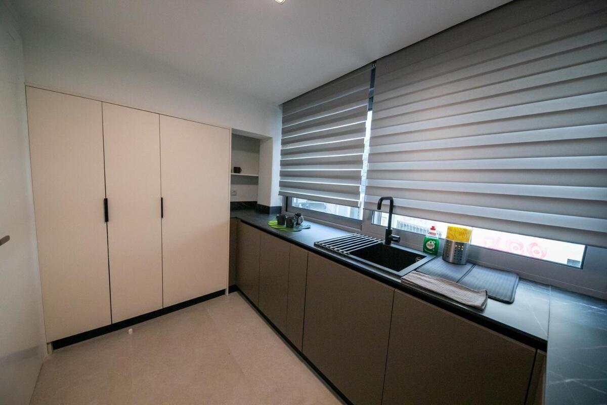 Comfy 2br Flat In דירה אתונה